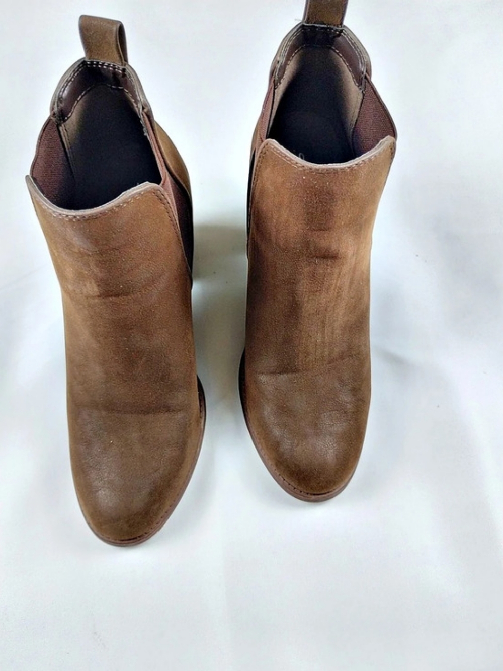 SODA Brown Heeled Ankle Boots